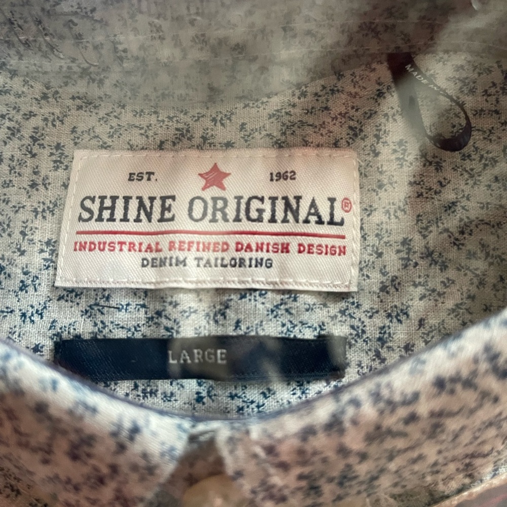 Men’s button-down shirt, light gray, black brown with denim blue pattern